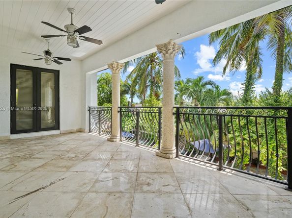 2701 SW 77th Ct, Miami FL 33155