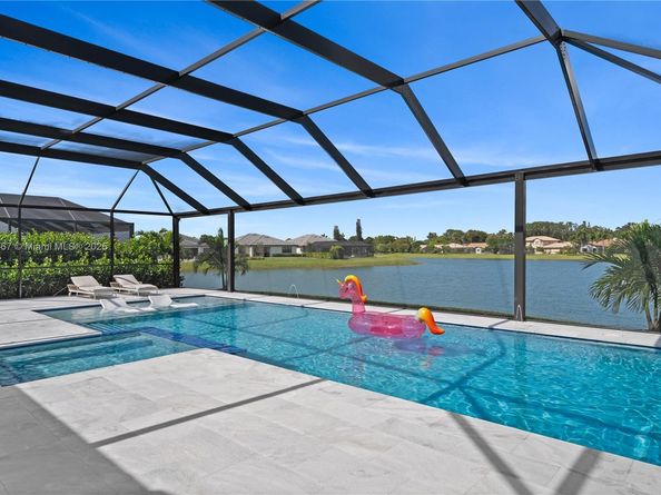 2715 Primrose Pl, Oakland Park FL 33309