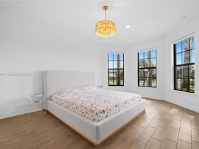 2715 Primrose Pl, Oakland Park FL 33309