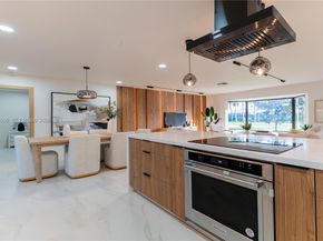 2415 NE 35th Dr, Fort Lauderdale FL 33308