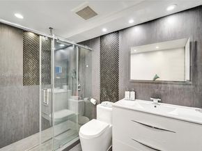 6911 Environ Blvd 1K, Lauderhill FL 33319