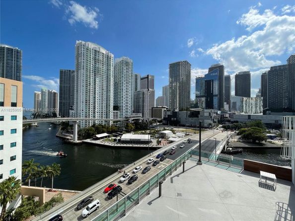 350 S Miami Ave 1102, Miami FL 33130