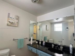 4000 NW 44th Ave 306, Lauderdale Lakes FL 33319