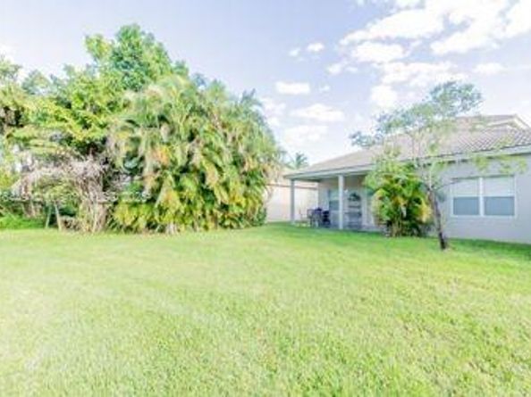 8525 Pine Cay, West Palm Beach FL 33411