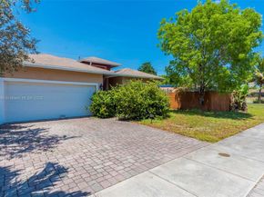 261 NE 41st St, Oakland Park FL 33334