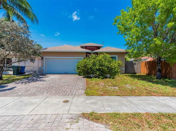 261 NE 41st St, Oakland Park FL 33334