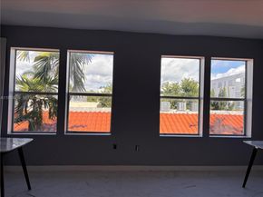 1027 Pennsylvania Ave 302, Miami Beach FL 33139