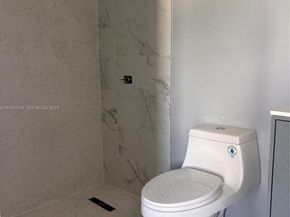 1027 Pennsylvania Ave 302, Miami Beach FL 33139