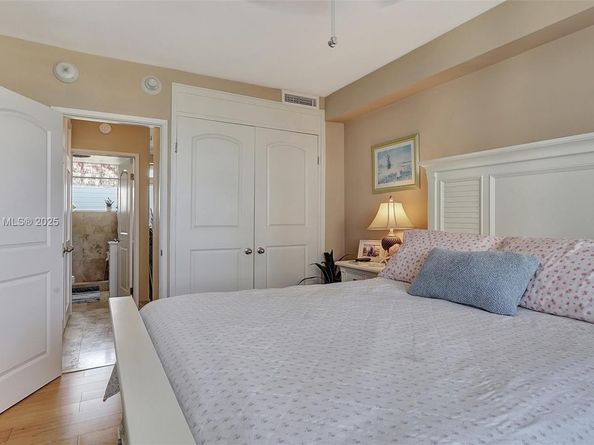 1920 S Ocean Dr 1009, Fort Lauderdale FL 33316