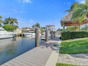 1020 NE 27th Ave, Pompano Beach FL 33062