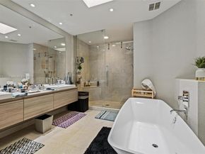 17301 Biscayne Blvd PH5, North Miami Beach FL 33160