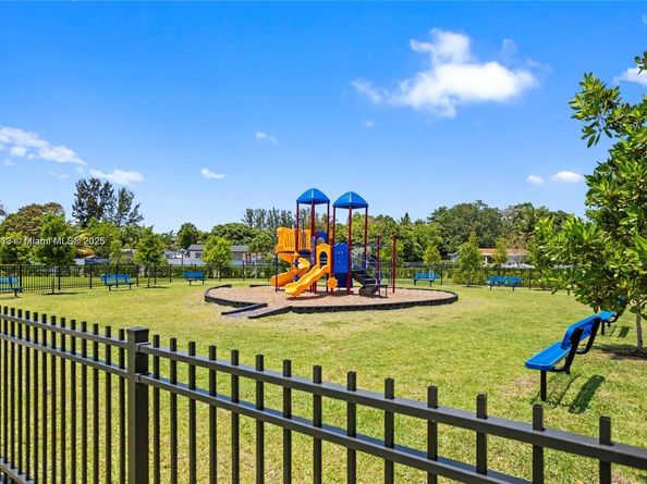 12767 NW 23rd Pl, Miami FL 33167