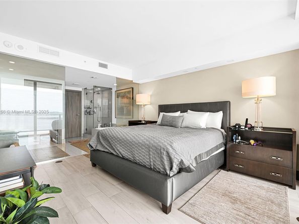 650 NE 32nd St 2201, Miami FL 33137