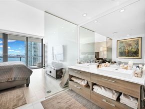 650 NE 32nd St 2201, Miami FL 33137