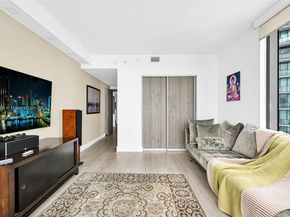 650 NE 32nd St 2201, Miami FL 33137