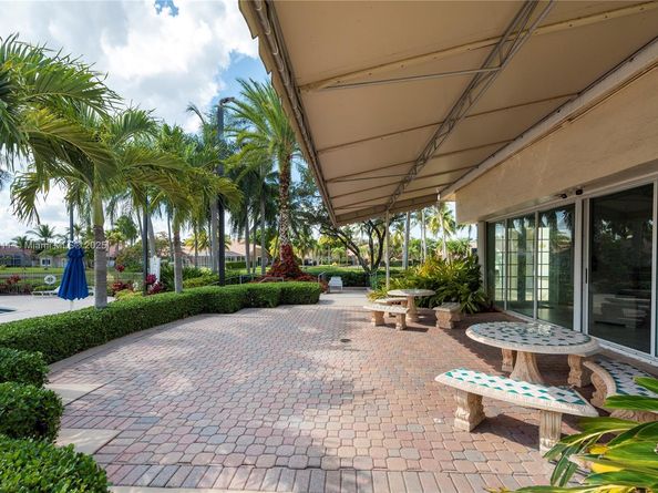 1075 San Luis Rey, Weston FL 33326