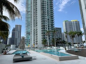 90 SW 3rd St 3610, Miami FL 33130
