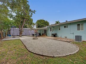 440 NW 38th Ct, Miami FL 33126