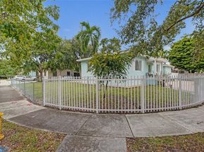 440 NW 38th Ct, Miami FL 33126