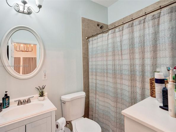 440 NW 38th Ct, Miami FL 33126