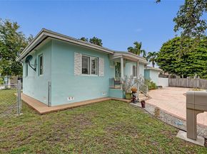 440 NW 38th Ct, Miami FL 33126