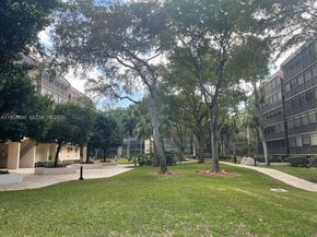2802 N 46th Ave B425, Hollywood FL 33021