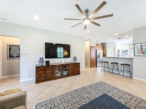 1668 Winterberry Ln, Weston FL 33327