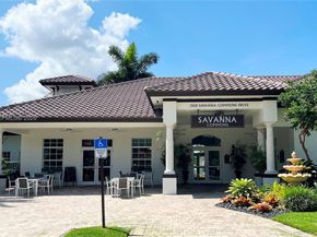 1668 Winterberry Ln, Weston FL 33327