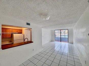 9678 Fontainebleau Blvd