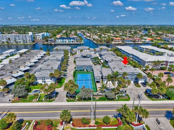 1194 Hillsboro Mile 72, Hillsboro Beach FL 33062