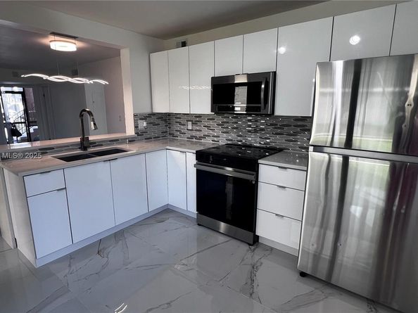 1200 N Liberty Ave 1200K, Homestead FL 33034