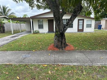 3231 NW 18th Ct