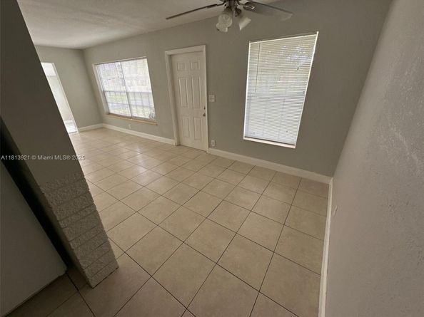 3231 NW 18th Ct, Lauderhill FL 33311