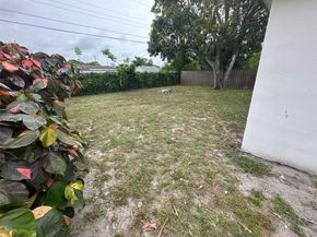 3231 NW 18th Ct, Lauderhill FL 33311