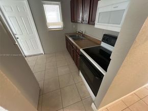 3231 NW 18th Ct, Lauderhill FL 33311