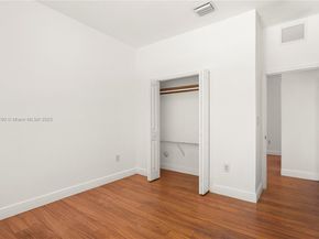 3154 Plaza St, Miami FL 33133