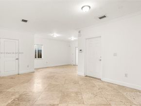 3154 Plaza St, Miami FL 33133