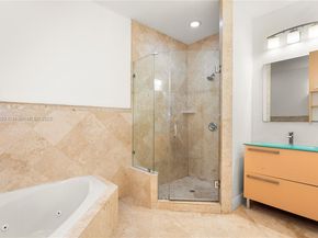 3154 Plaza St, Miami FL 33133