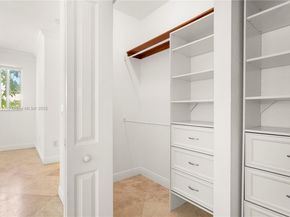 3154 Plaza St, Miami FL 33133