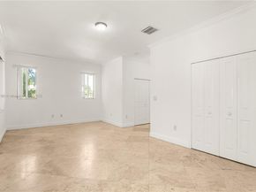 3154 Plaza St, Miami FL 33133