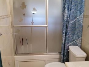 1461 NW 175th Ter, Miami Gardens FL 33169