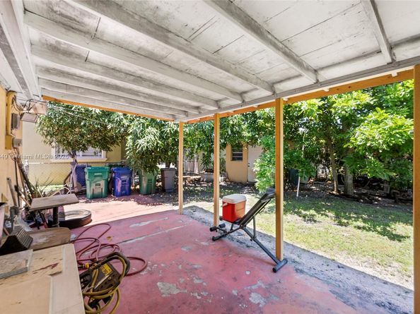 1461 NW 175th Ter, Miami Gardens FL 33169