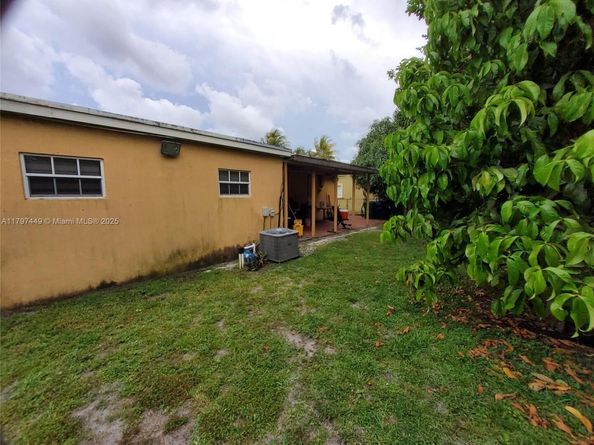 1461 NW 175th Ter, Miami Gardens FL 33169