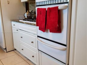 1461 NW 175th Ter, Miami Gardens FL 33169