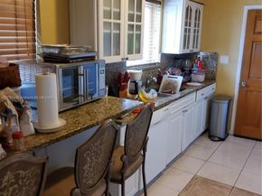 1461 NW 175th Ter, Miami Gardens FL 33169
