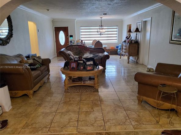 1461 NW 175th Ter, Miami Gardens FL 33169