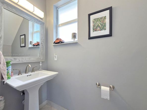 5395 SW 155th Way, Miramar FL 33027
