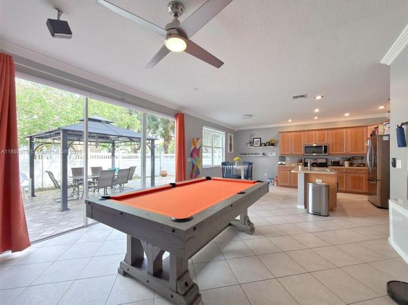 5395 SW 155th Way, Miramar FL 33027
