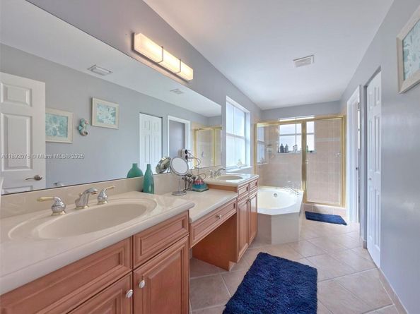 5395 SW 155th Way, Miramar FL 33027
