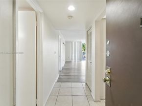 496 NW 165th St Rd D211, Miami FL 33169
